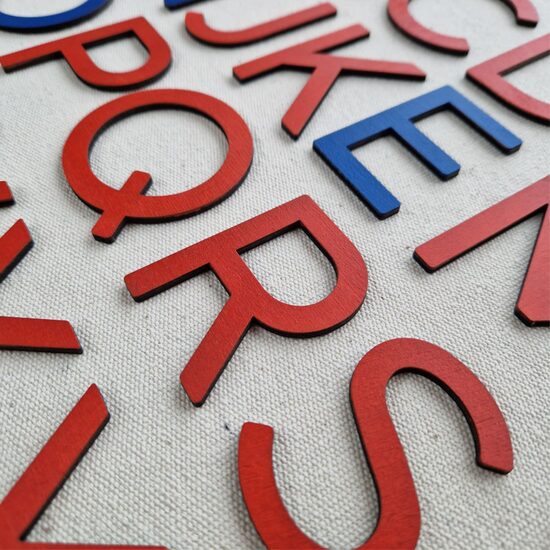 Montessori Moveable Alphabet (Large Printed Wooden Letters – English Alphabet) – Deemor Kids